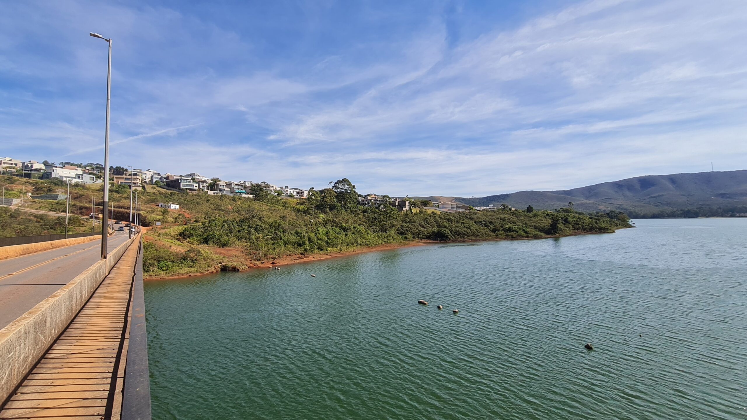 casas a venda no alphaville lagoa dos ingleses