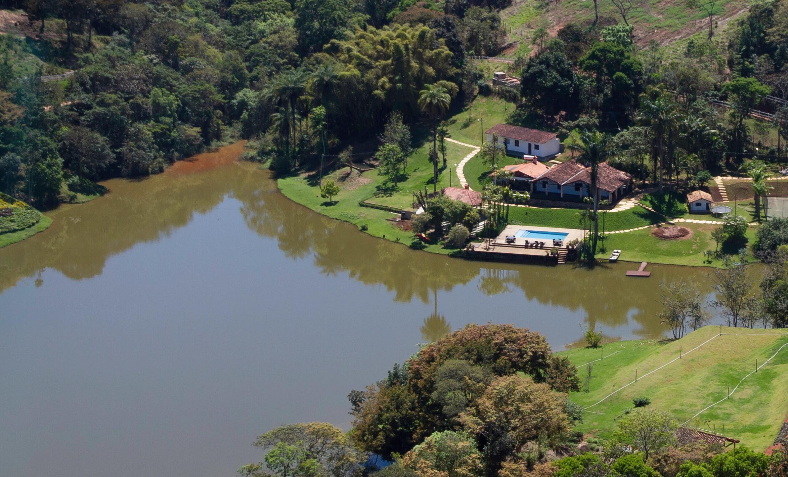lote a venda no condominio haras do passo