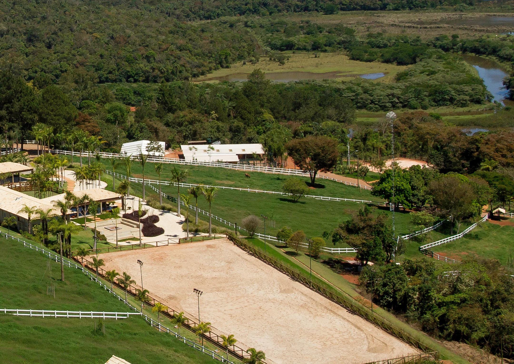 condominio equestre em itabirito acuruí