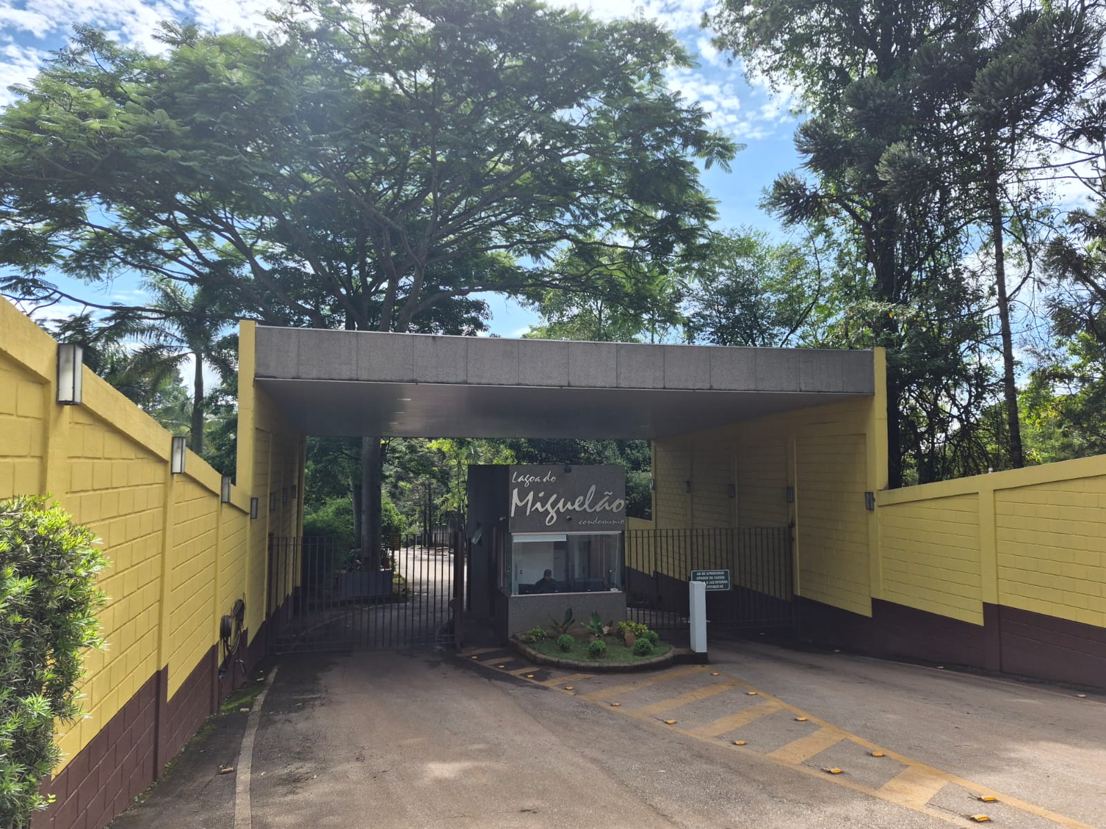 condominio de lotes grandes em nova lima