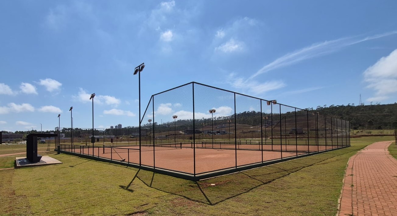 quadra de tenis na lagoa dos ingleses