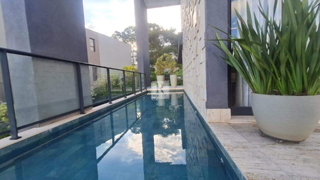 Casa à venda no Alphaville Lagoa dos Ingleses com piscina
