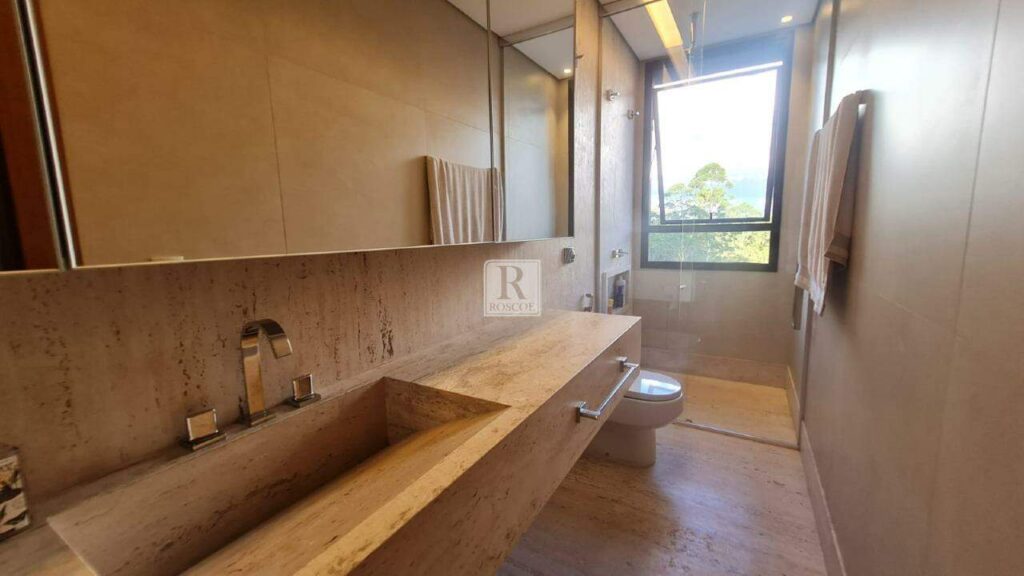 Casa com piscina à venda no Alphaville Lagoa dos Ingleses com 5 suítes