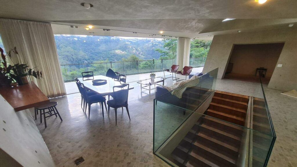 Casa à venda no Vila Del Rey com 4 quartos