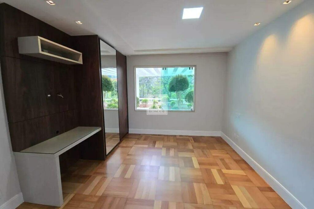 Casa 4 quartos à venda no Vila Del Rey