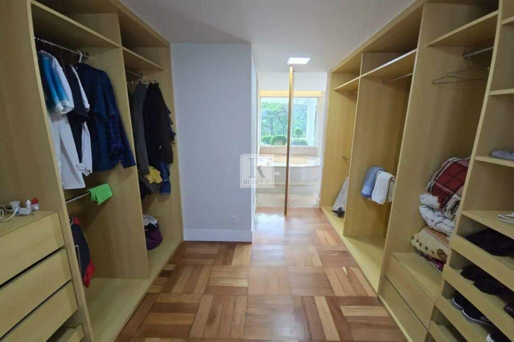 Casa 4 quartos à venda no Vila Del Rey