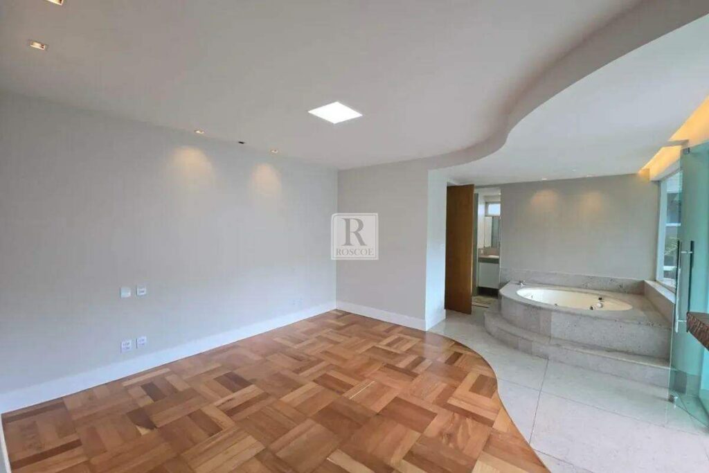 Casa 4 quartos à venda no Vila Del Rey