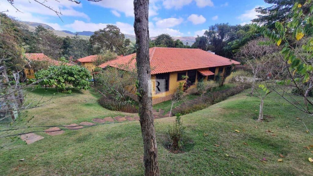 casa com jardim no pasargada