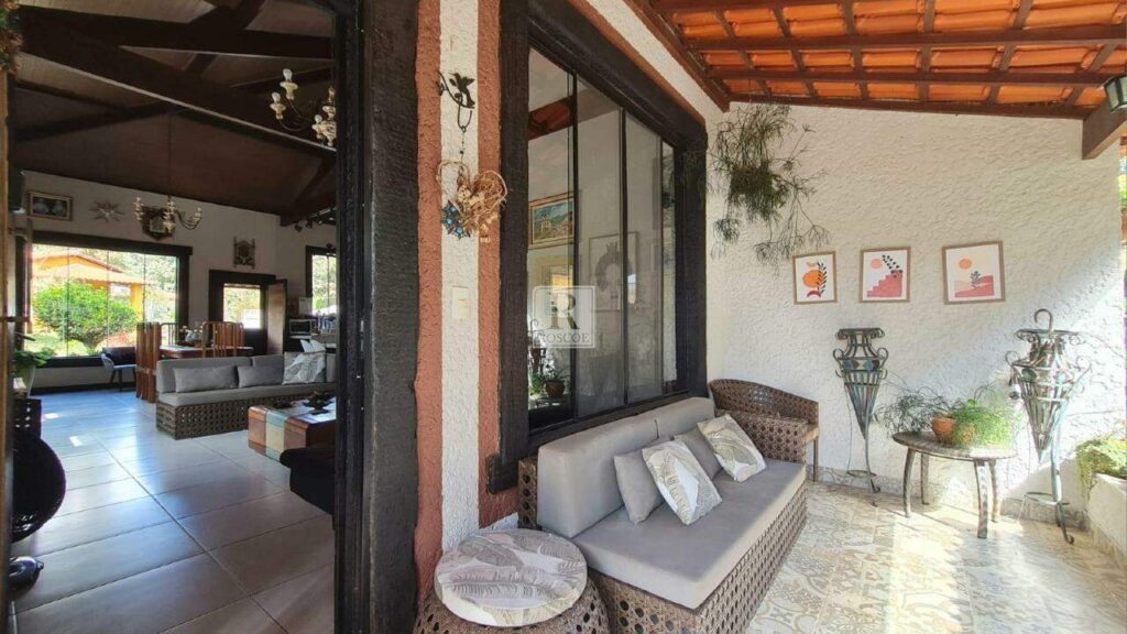 casa linears a venda no pasargada