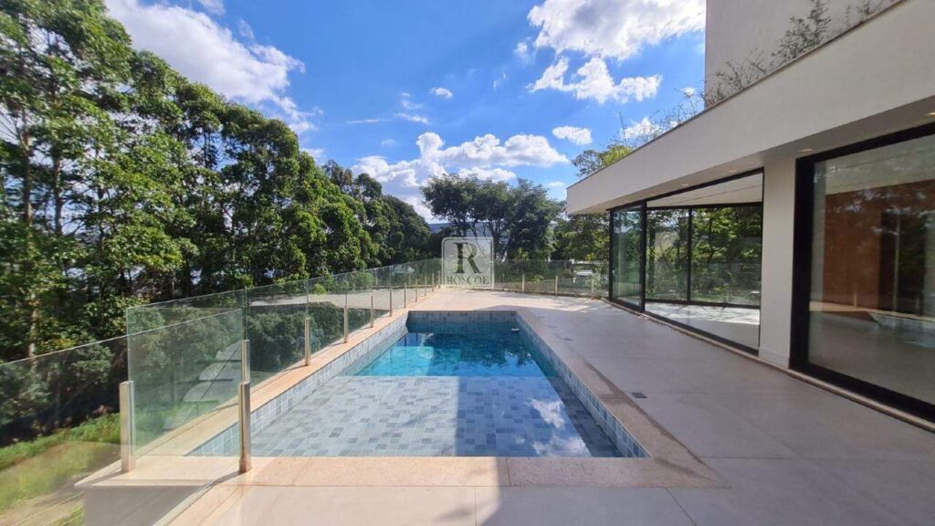 Casa no Alphaville Península dos Pássaros com 4 suites