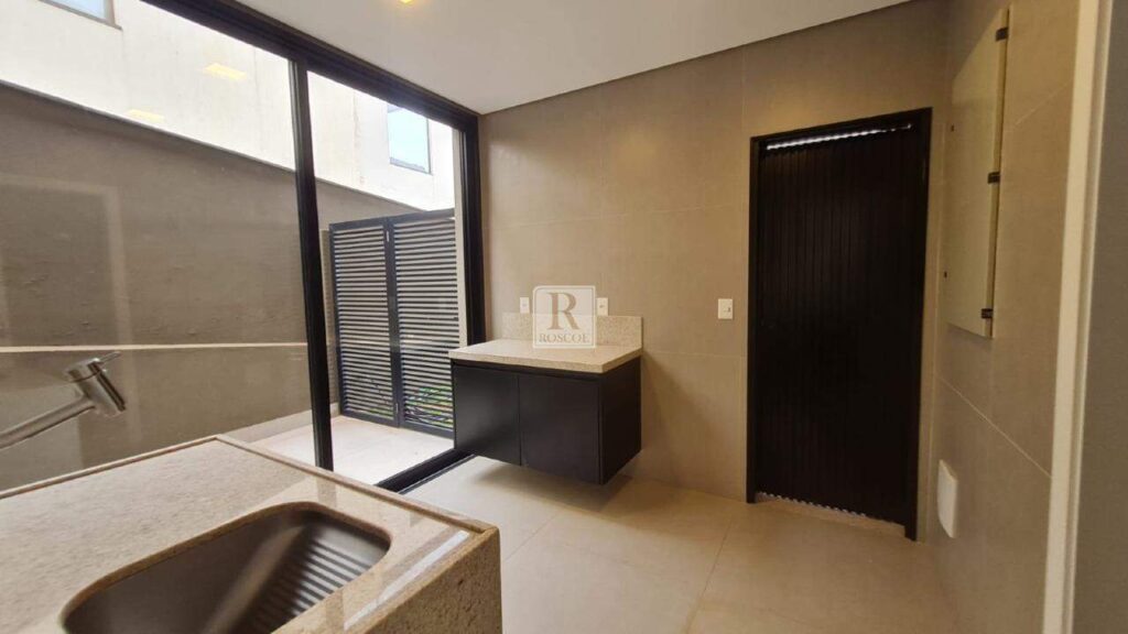 Casa no Península dos Passáros com 4 suítes à venda