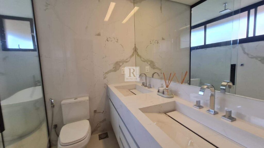 Casa no Península dos Passáros com 4 suítes à venda
