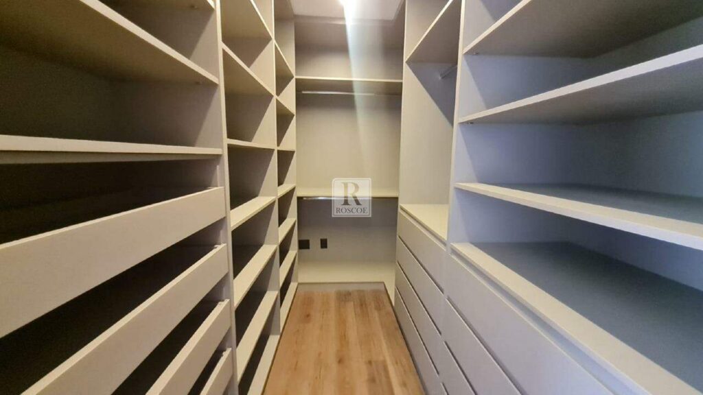 Casa moderna no Alphaville Lagoa dos Ingleses com 4 suítes