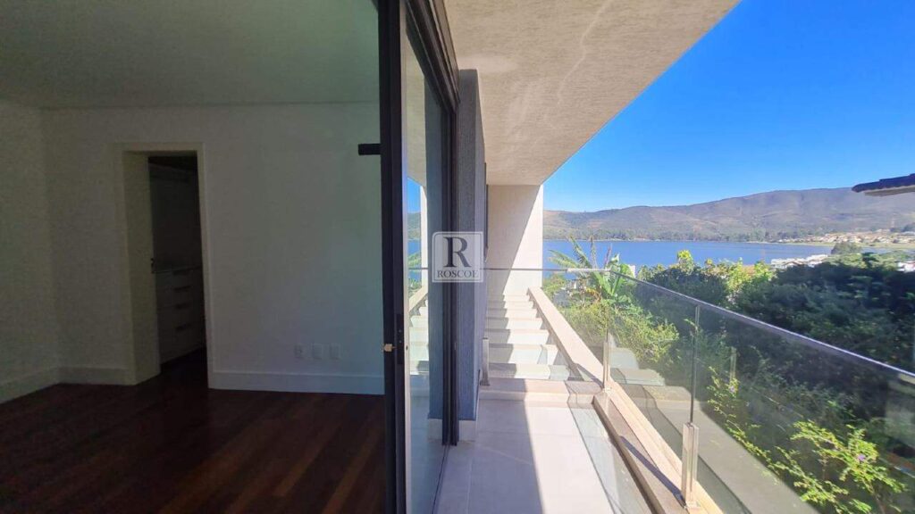 Casa no Alphaville com vista para a Lagoa dos Ingleses no Inconfidentes