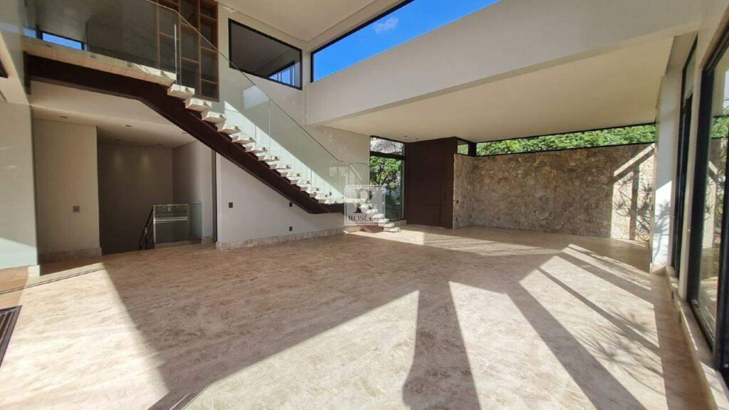 Casa com vista para a Lagoa dos Ingleses a venda