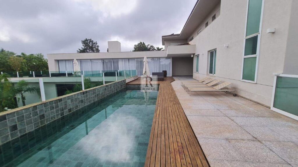 Casa no Residencial Inconfidentes Alphaville com vista para a Lagoa dos Ingleses