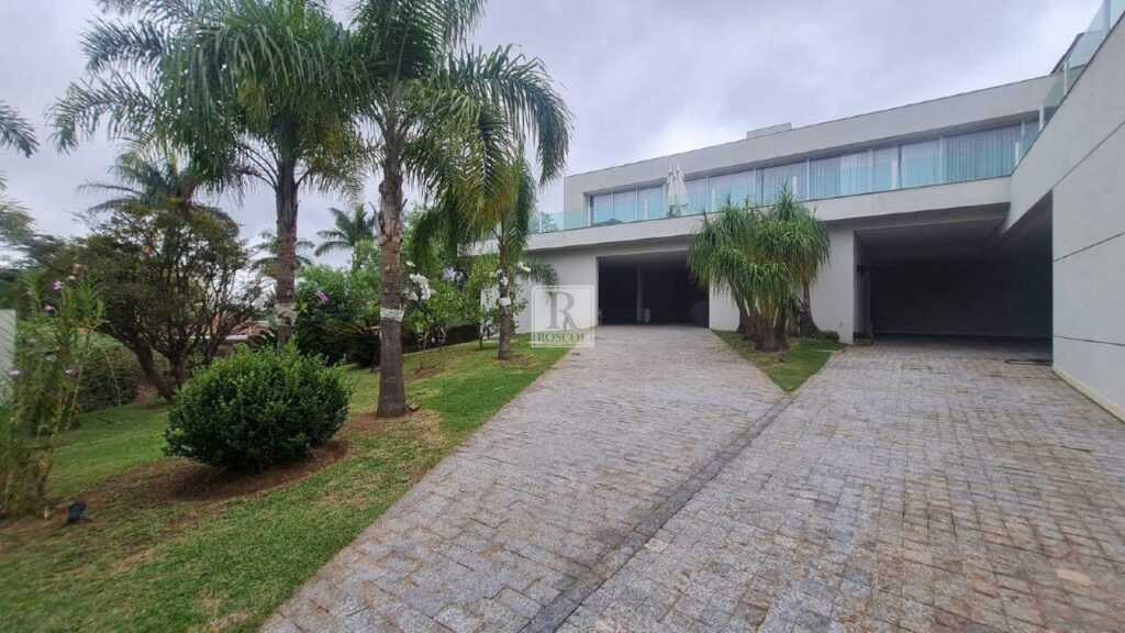 Casa no Inconfidentes Alphaville com vista para a Lagoa dos Ingleses
