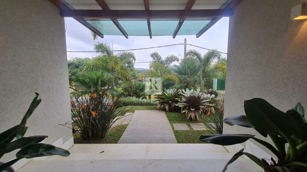 Casa no Alphaville Inconfidentes com vista para a Lagoa dos Ingleses