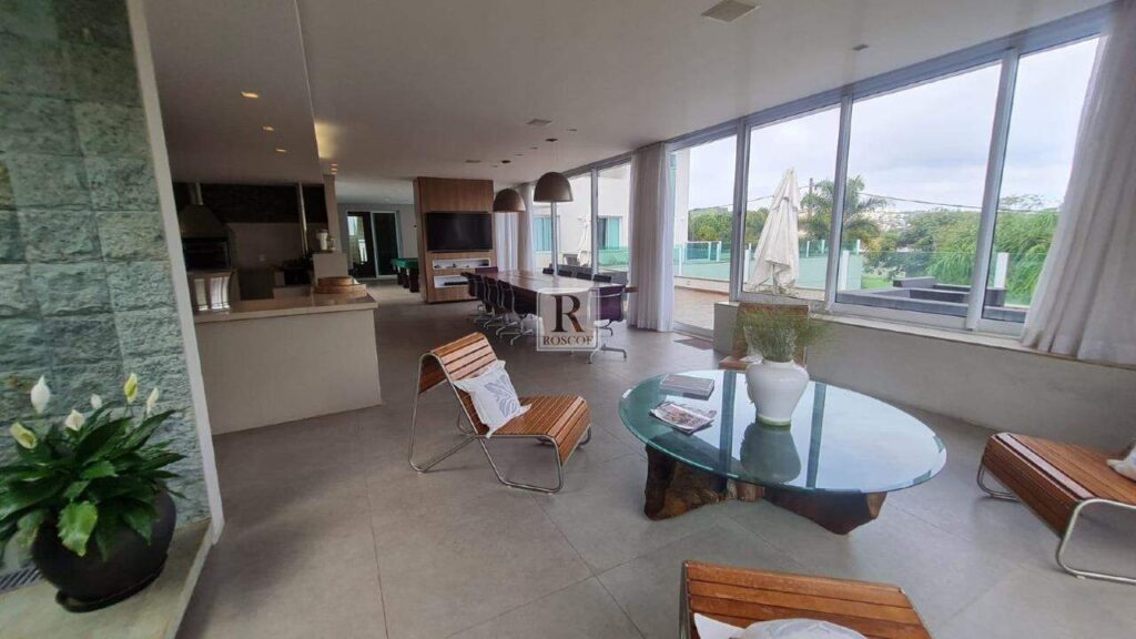 Casa no Residencial Inconfidentes Alphaville com vista para a Lagoa dos Ingleses