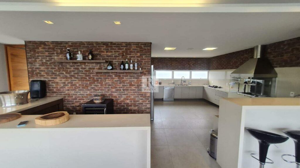 Casa no Residencial Inconfidentes Alphaville com vista para a Lagoa dos Ingleses
