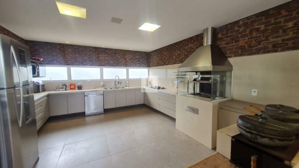 Casa no Residencial Inconfidentes Alphaville com vista para a Lagoa dos Ingleses