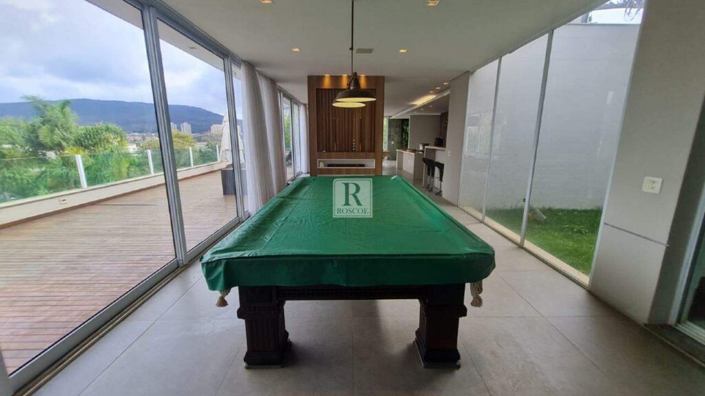 Casa no Residencial Inconfidentes Alphaville com vista para a Lagoa dos Ingleses