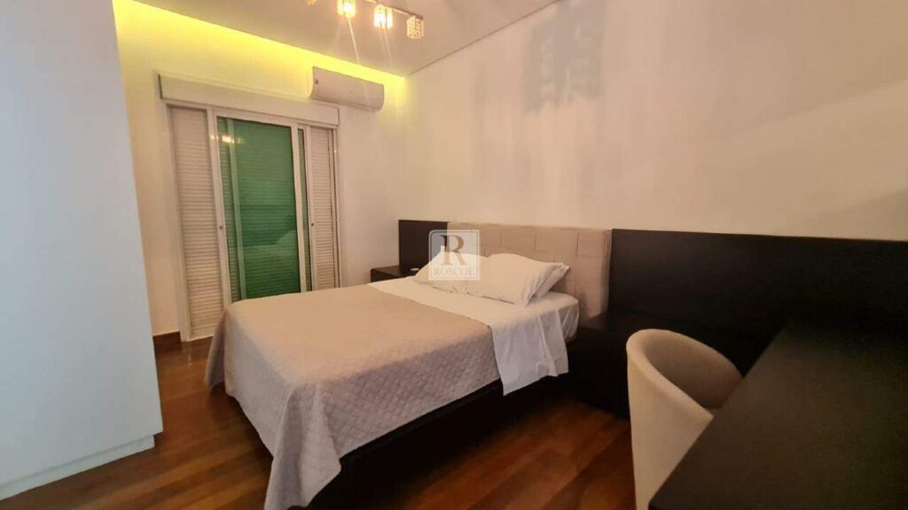 Casa no Residencial Inconfidentes Alphaville com vista para a Lagoa dos Ingleses