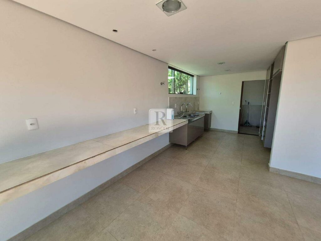 Casa no Condomínio Pasárgada com 3 quartos