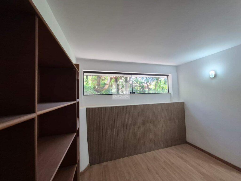Casa no Condomínio Pasárgada com 3 quartos