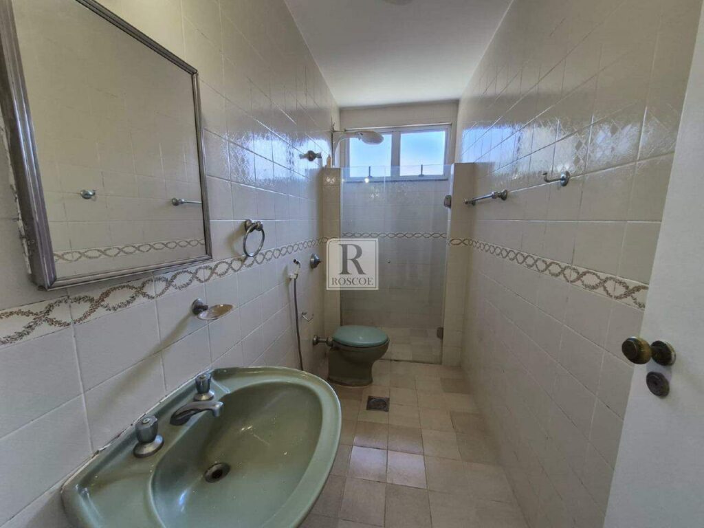 Casa no Retiro das Pedras com 3 quartos e uma suíte independente