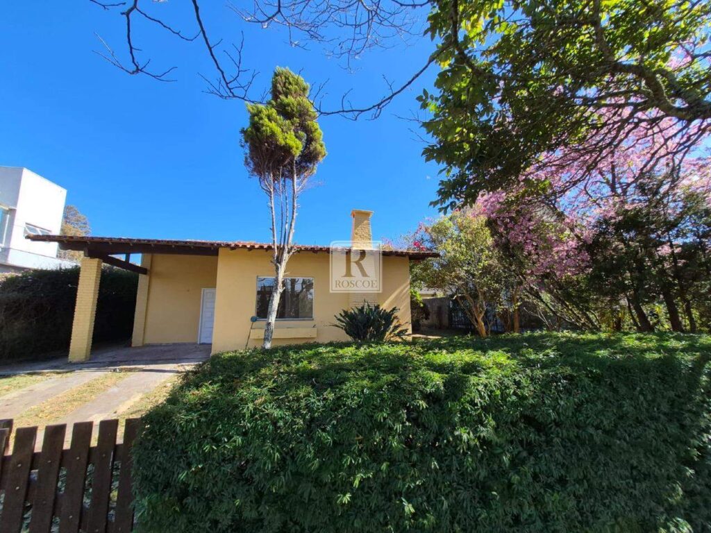 Casa no Retiro das Pedras com 3 quartos e uma suíte independente