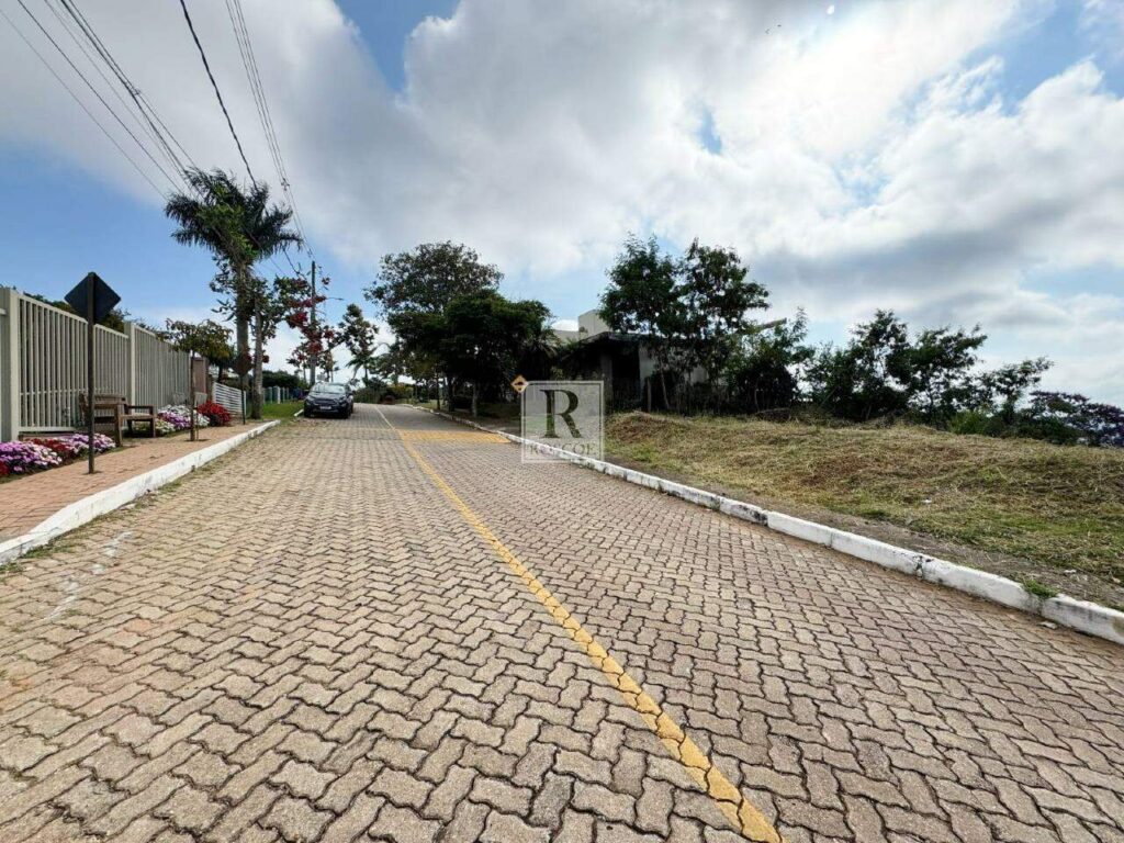 Lote à venda no Condomínio Villa Alpina em Nova Lima