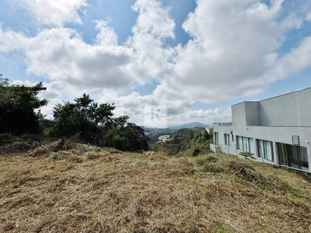 comprar Lote no Condomínio Vila Alpina em Nova Lima