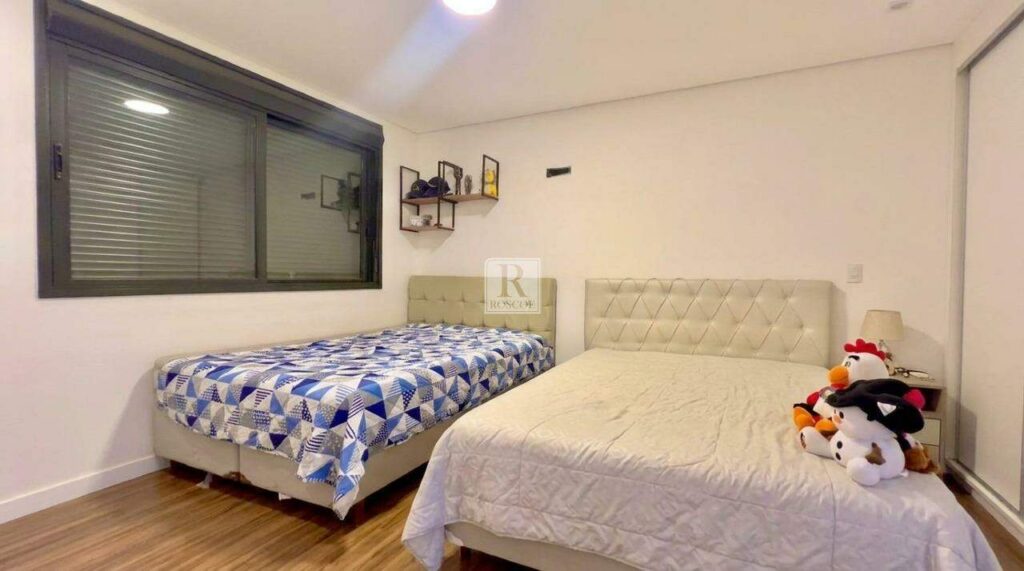 Casa no Vila Castela com 4 quartos e piscina