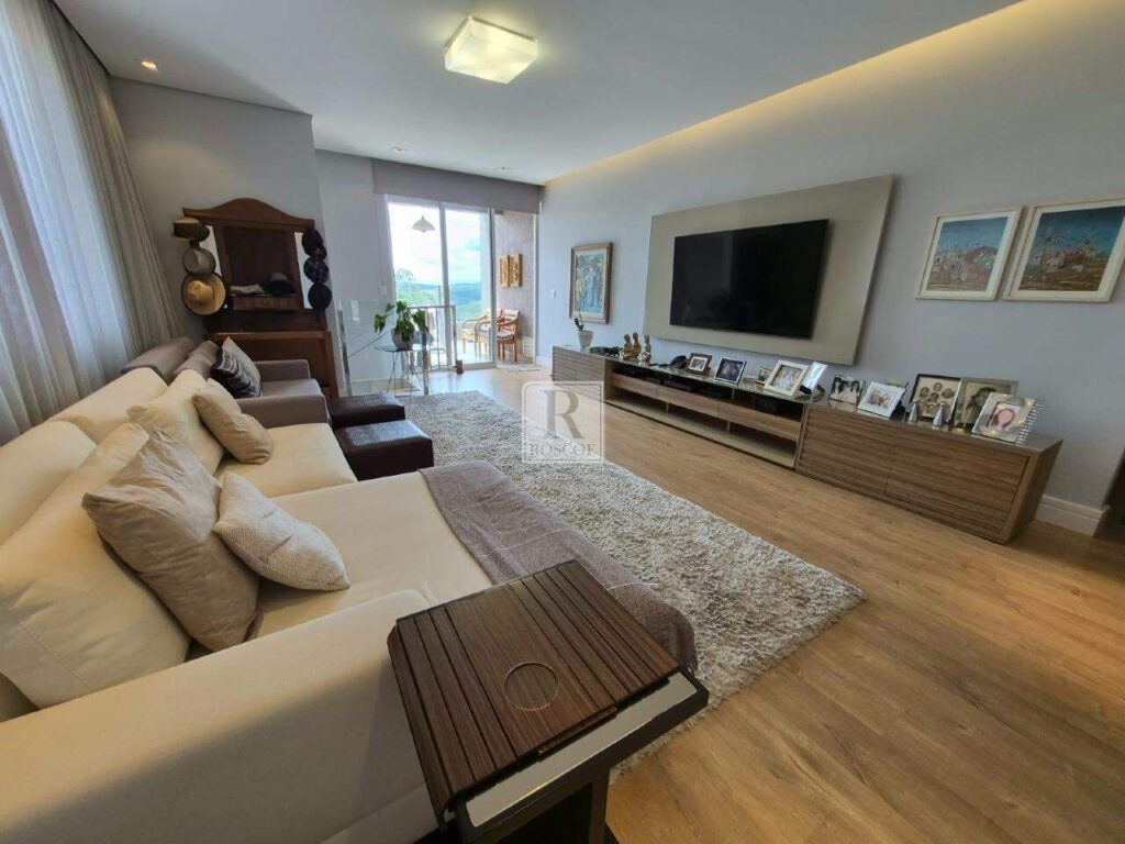 Casa à venda no Alphaville Lagoa dos Ingleses com 390 m2
