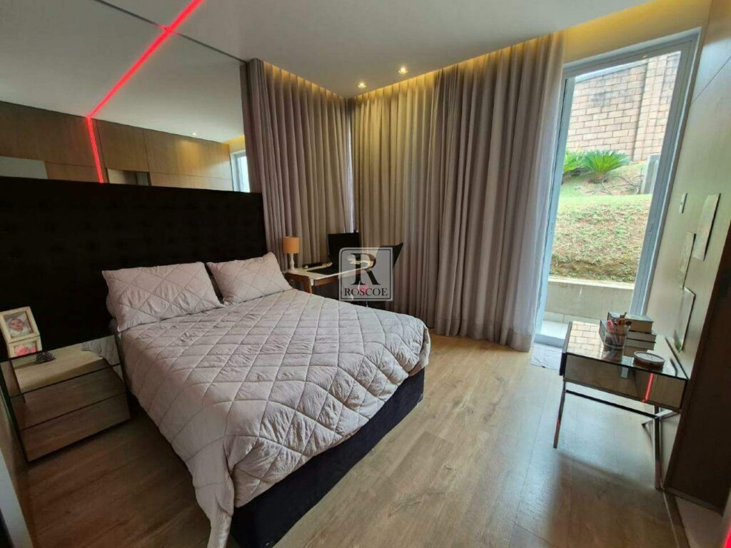 Casa à venda no Alphaville Lagoa dos Ingleses com 390 m2