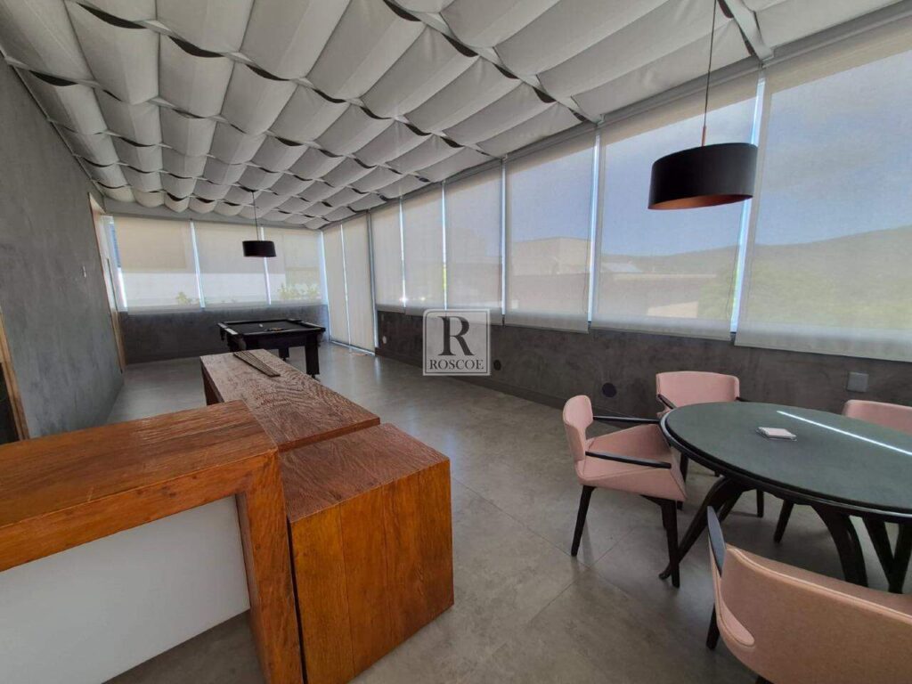 Casa no Alphaville com 4 suítes e vista da lagoa e da Serra da Moeda