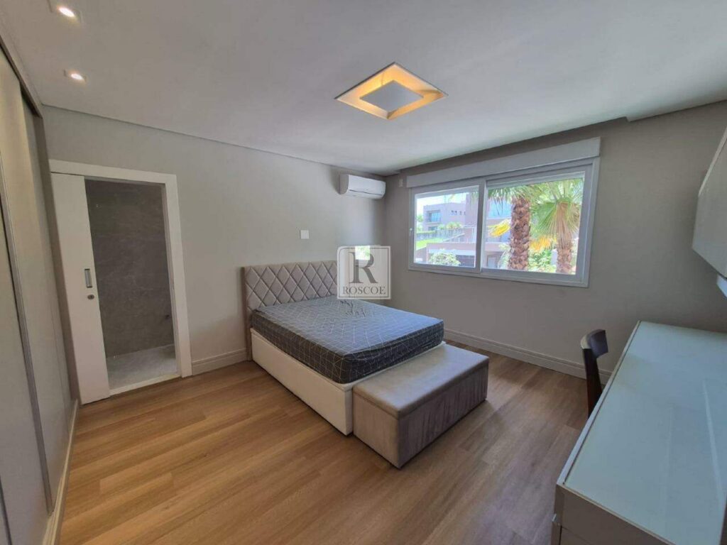 Casa no Alphaville com 4 suítes e vista da lagoa e da Serra da Moeda