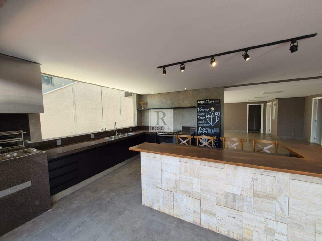 Casa no Alphaville com 4 suítes e vista da lagoa e da Serra da Moeda