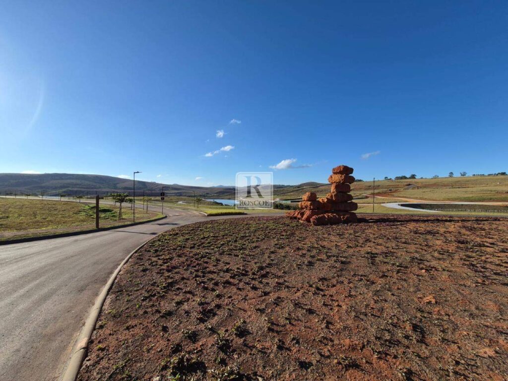 Lote no Condomínio Três Vales com 1.000,70 m2