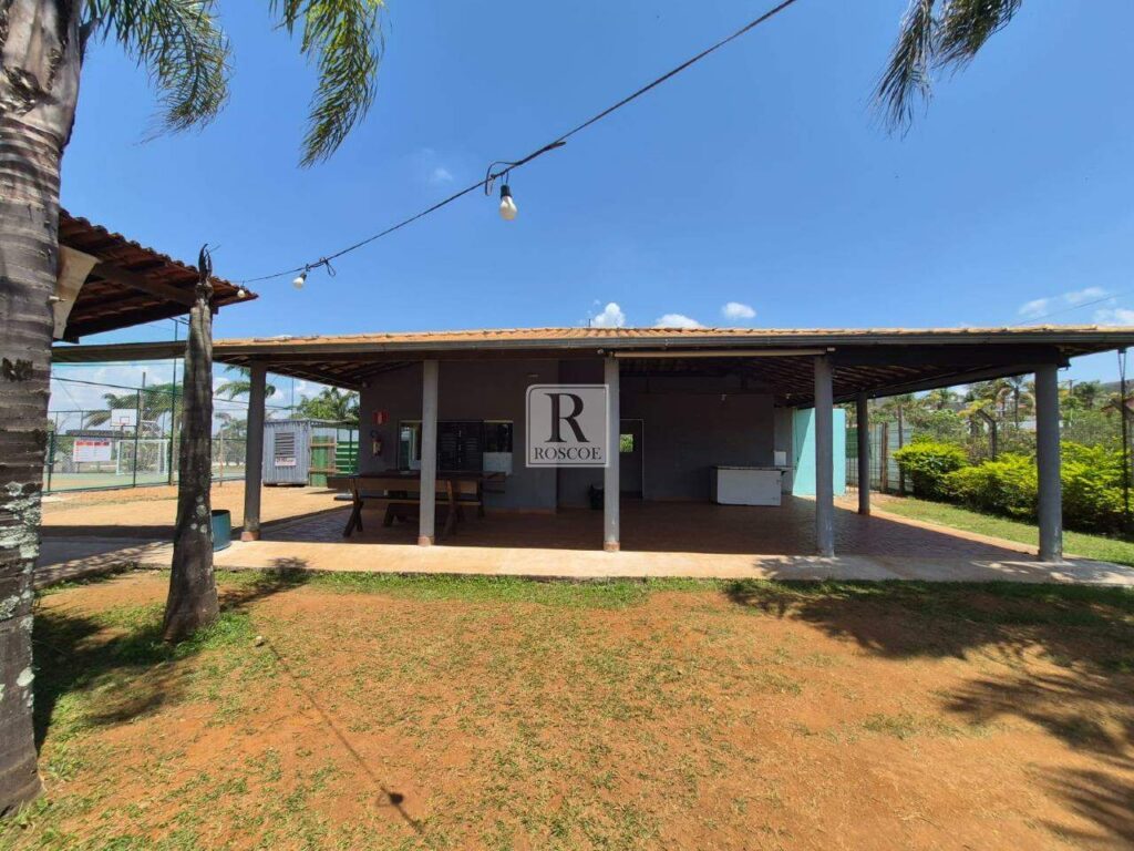 Lote no Condomínio Ville des Lacs com 800 m2